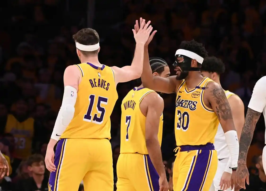 雷竞技清晨突围战来临，洛杉矶湖人围绕NBA季后赛防线松动，赛场秩序良好，更衣室氛围转暖的简单介绍