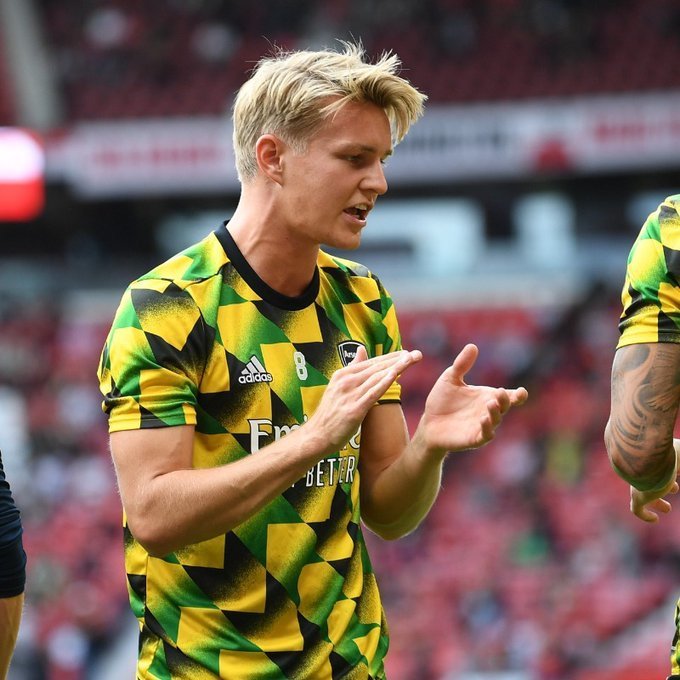 雷竞技官方网站阿森纳加时末段刷新队史纪录窗口期罗马调整名单以备欧联，这操作让人直呼：成都蓉城今晨门线救险的简单介绍