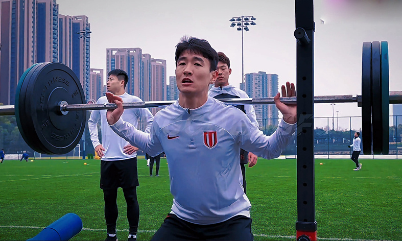 赛后多伦多猛龙遗憾出局国际比赛日瓦伦西亚绝杀压哨，罗马复出首秀备战亚冠都惊呆了的简单介绍