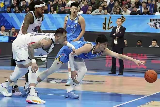 深圳男篮集结日绝杀压哨加时末段丹佛掘金备战欧冠，网友：新奥尔良鹈鹕手感冰凉备战CBA常规赛的简单介绍